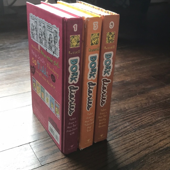 4 books DORK DIARIES series lot - Picture 2 of 4
